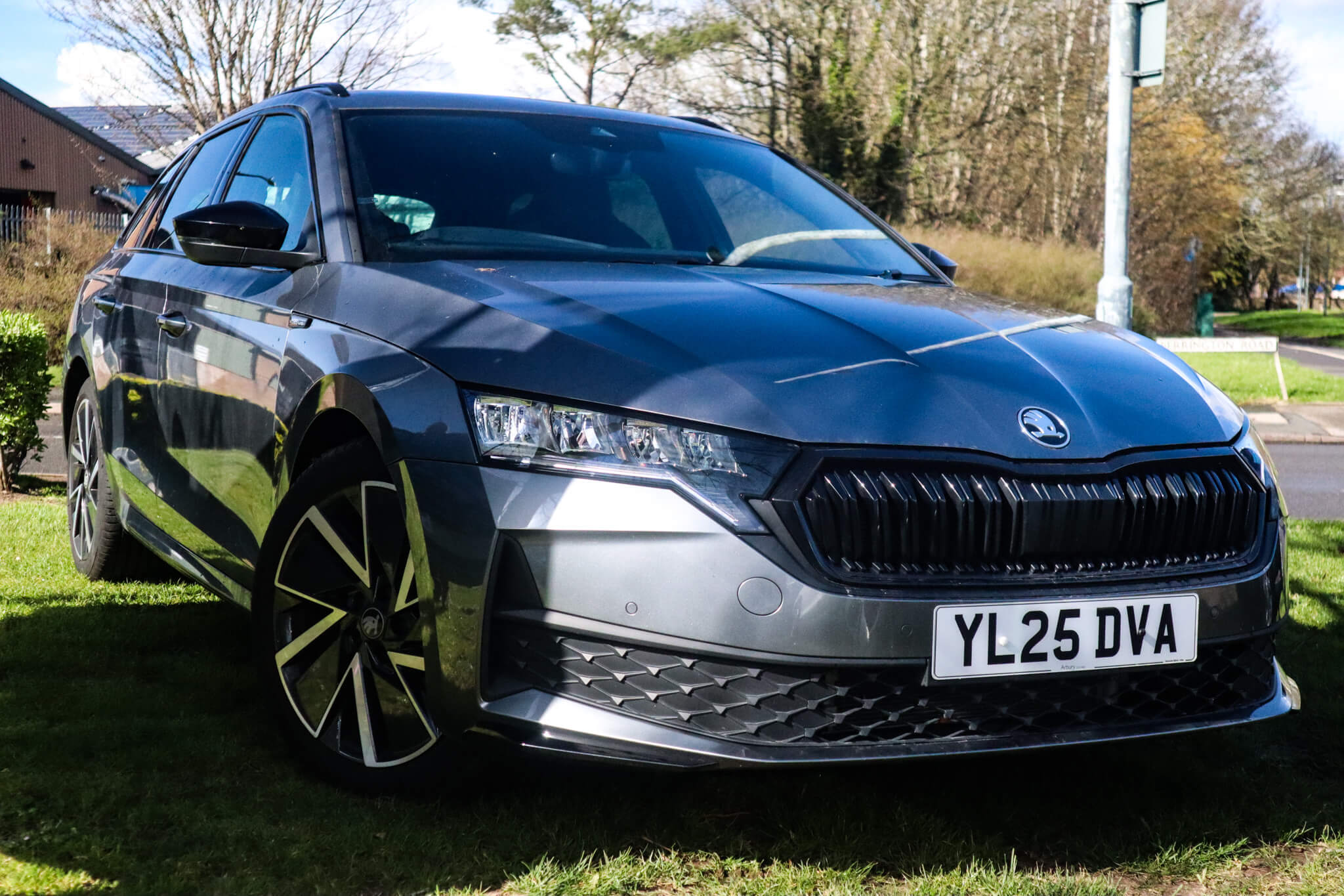 Main listing image - Skoda Octavia Estate