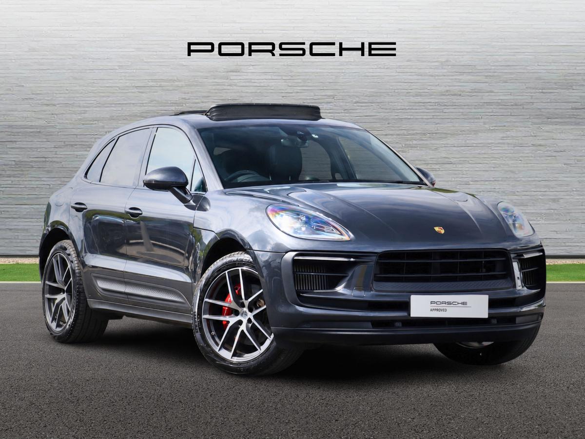 Main listing image - Porsche Macan