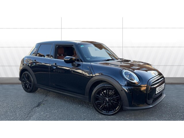 Main listing image - MINI Hatchback
