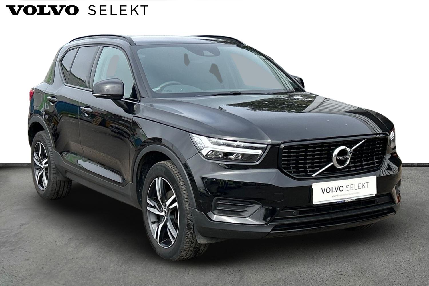 Main listing image - Volvo XC40
