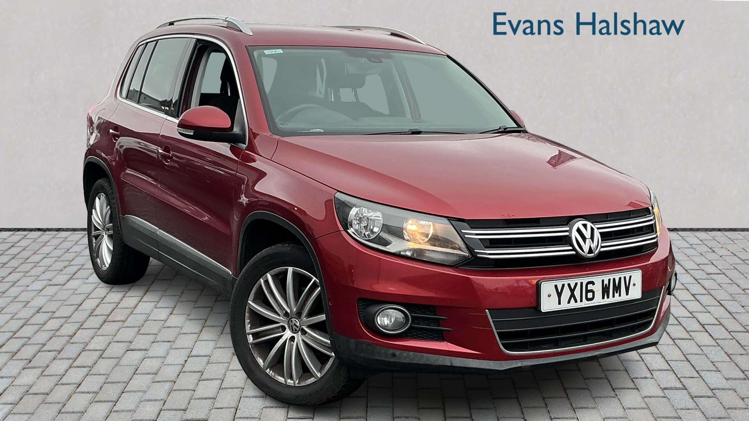Main listing image - Volkswagen Tiguan