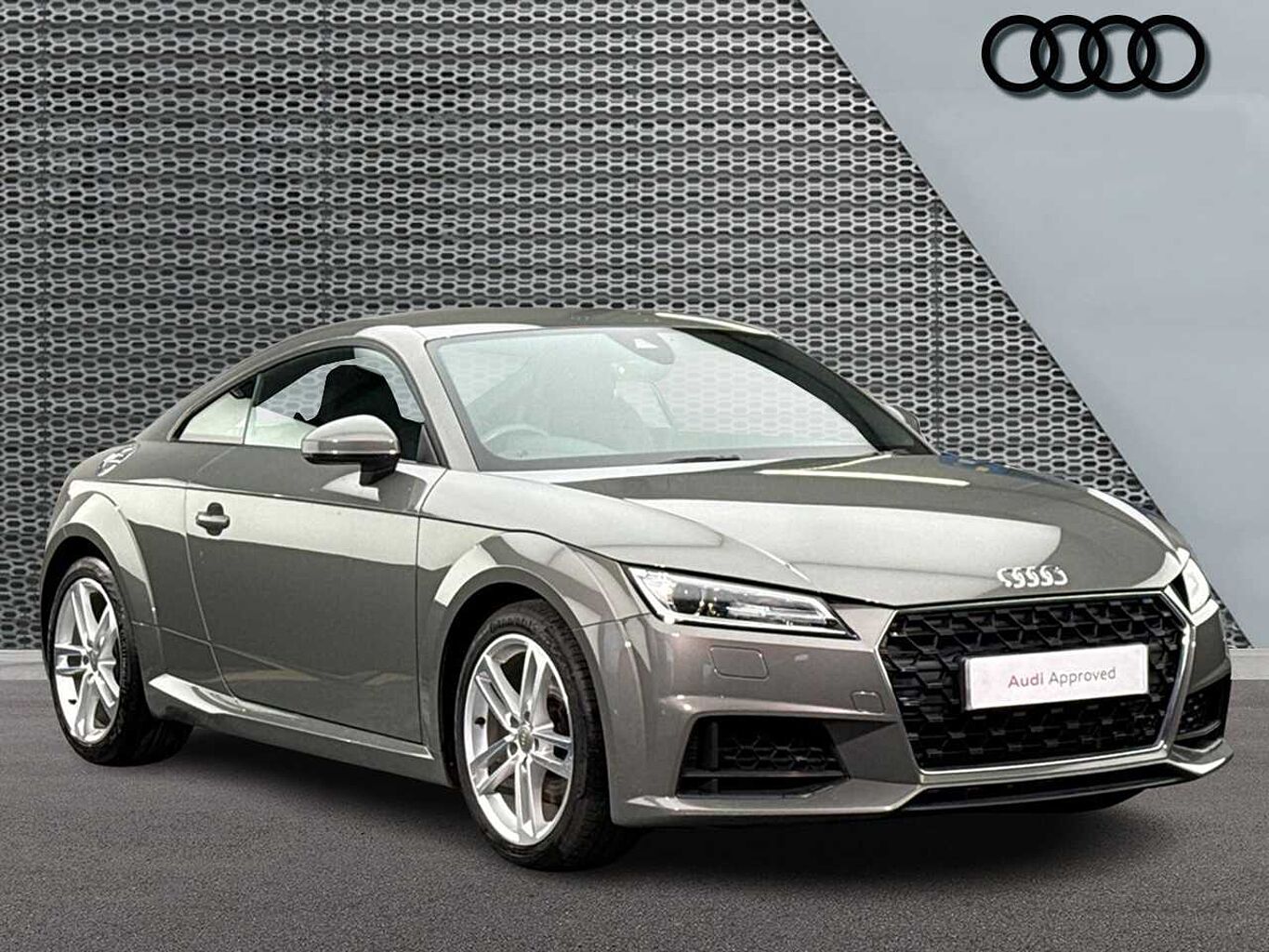 Main listing image - Audi TT