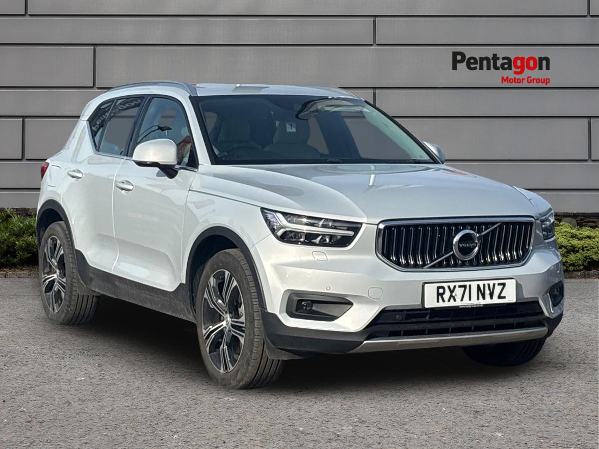 Main listing image - Volvo XC40 Recharge
