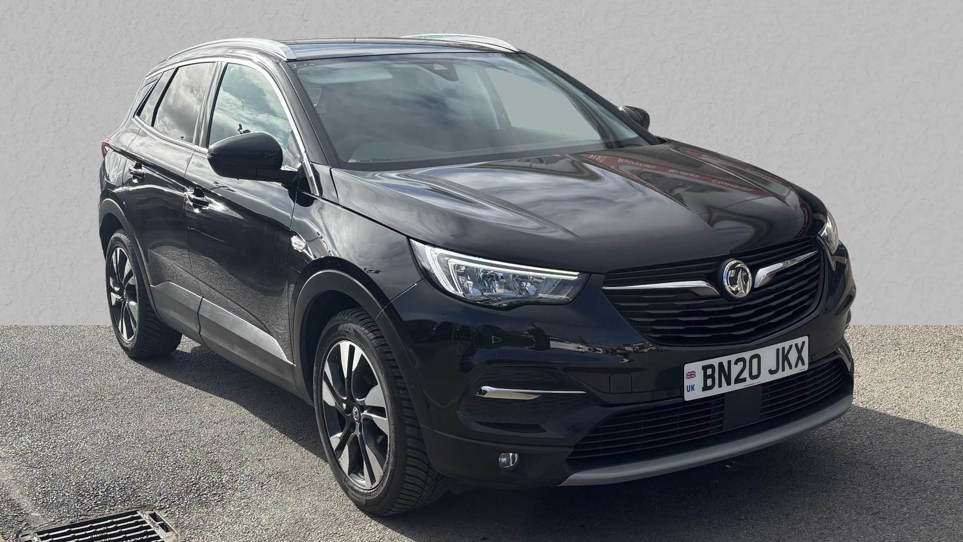 Main listing image - Vauxhall Grandland X