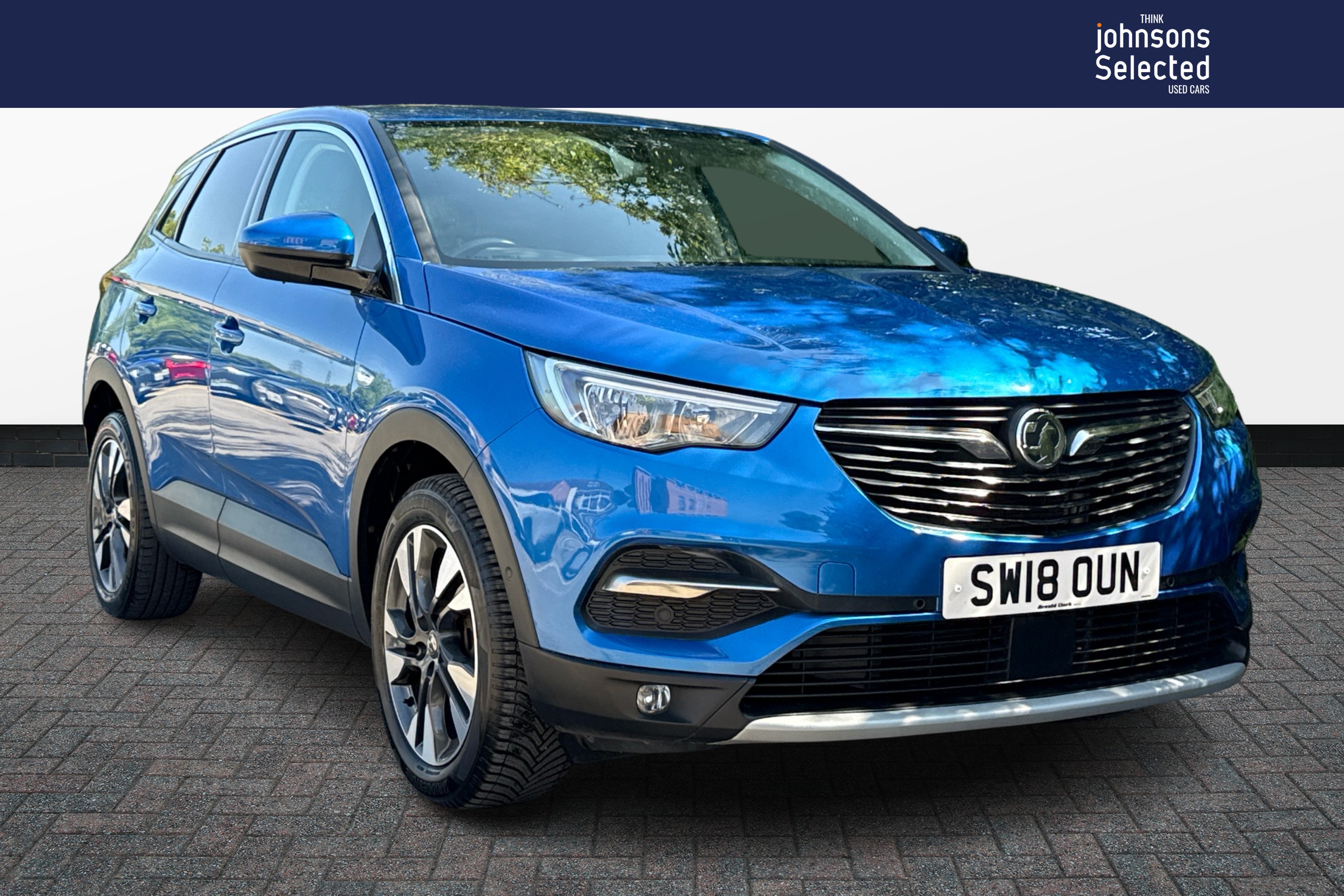 Main listing image - Vauxhall Grandland X