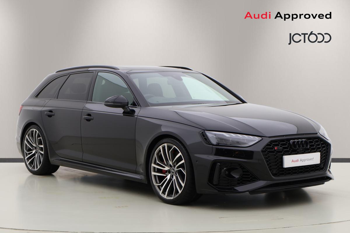 Main listing image - Audi RS4