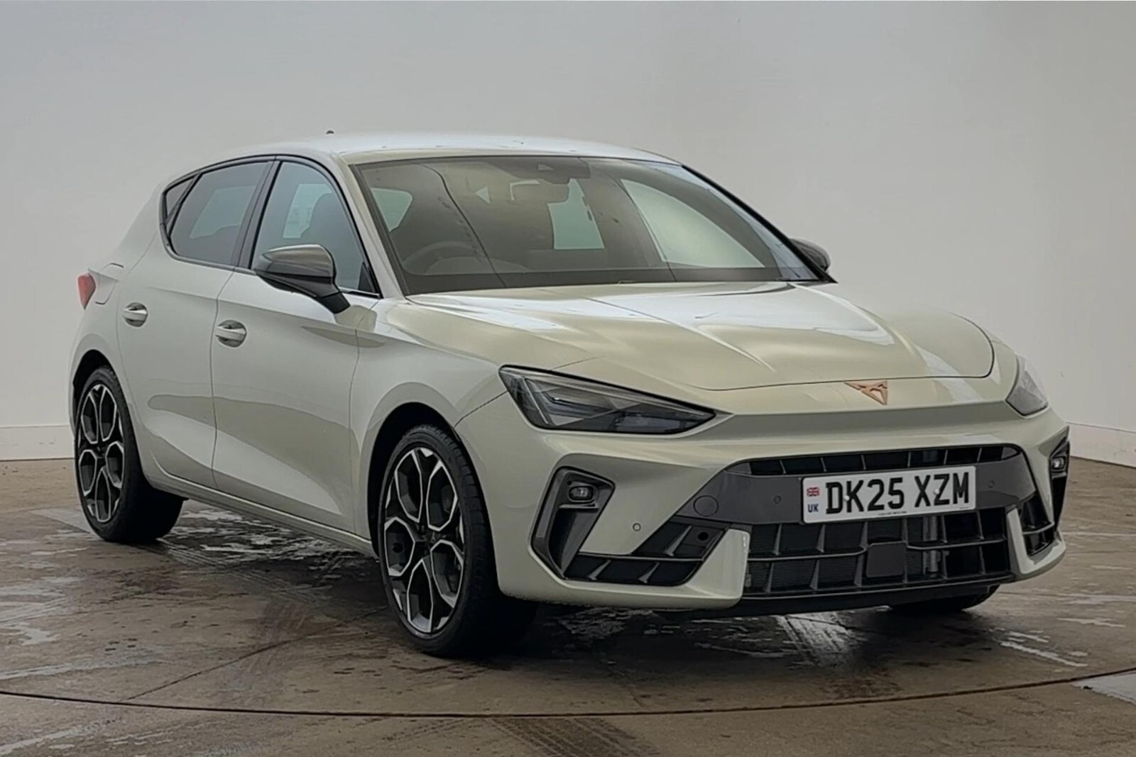 Main listing image - Cupra Leon
