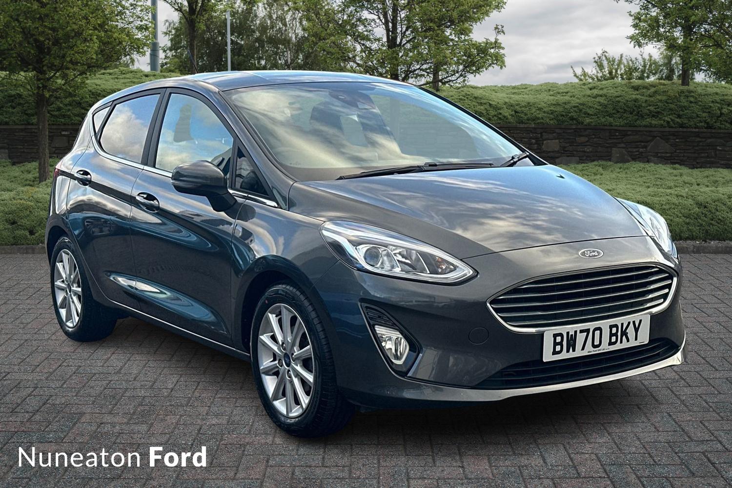 Main listing image - Ford Fiesta