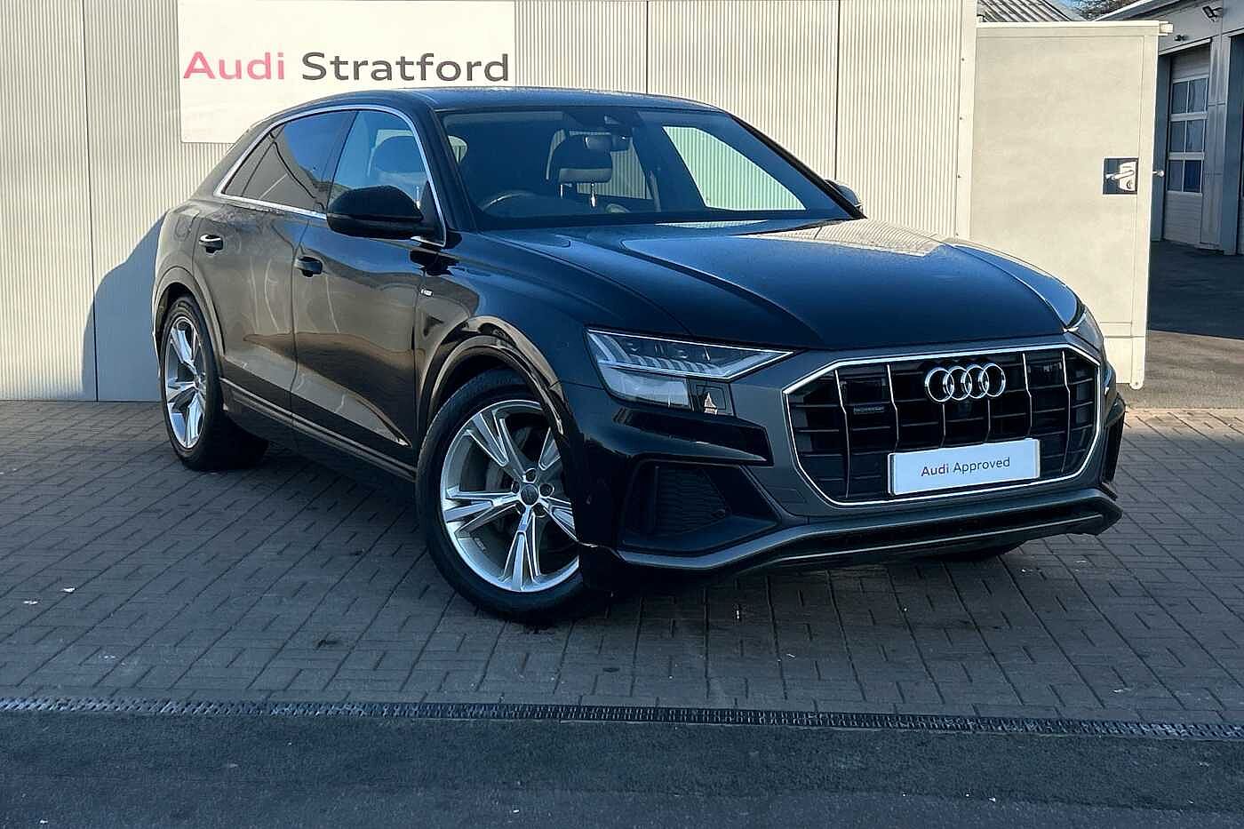 Main listing image - Audi Q8