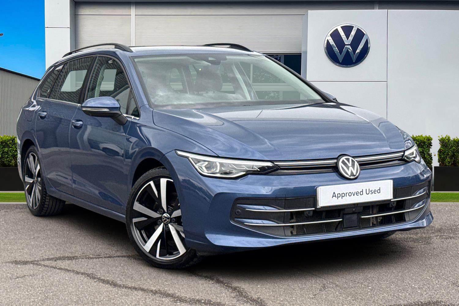 Main listing image - Volkswagen Golf Estate