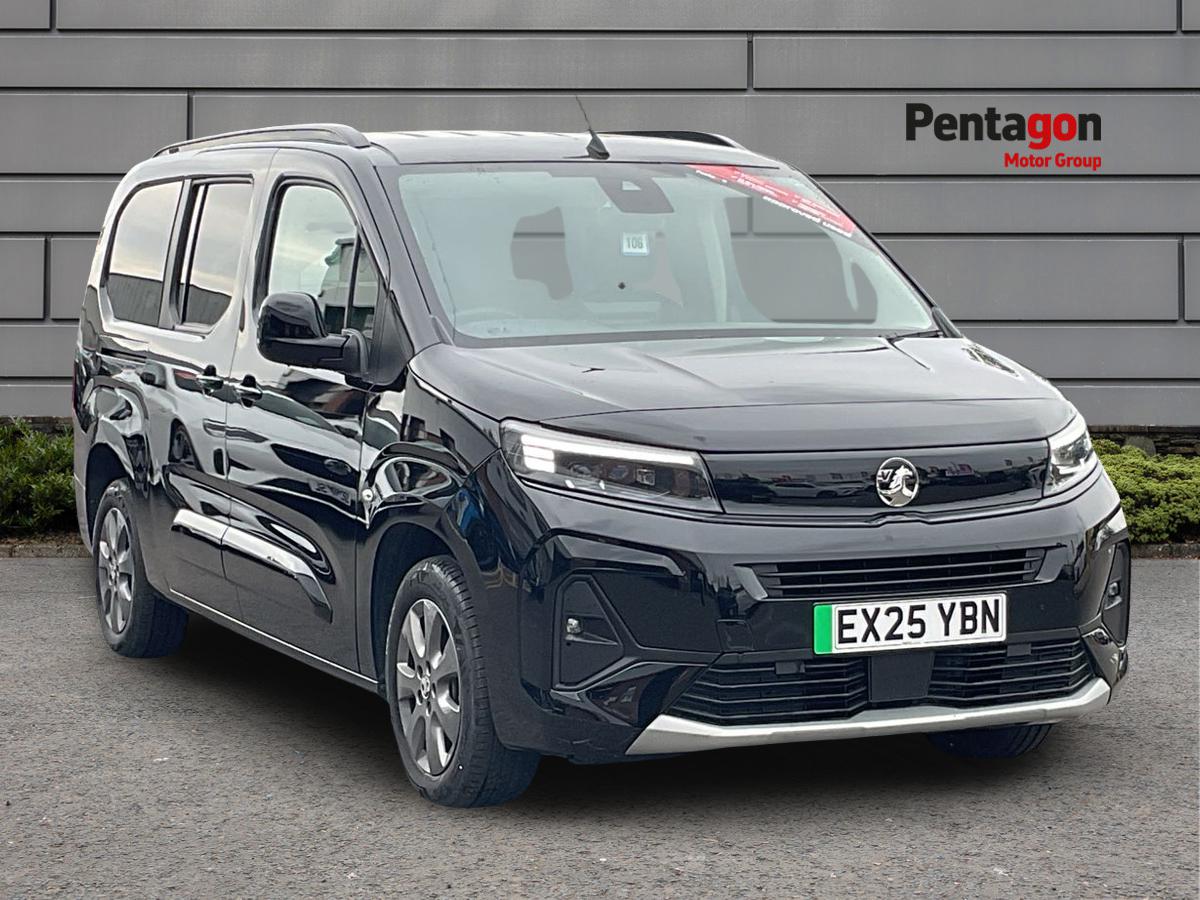 Main listing image - Vauxhall Combo Life