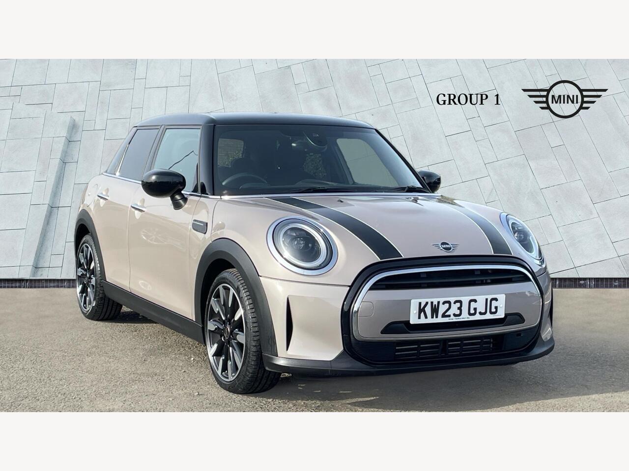 Main listing image - MINI Hatchback 5dr