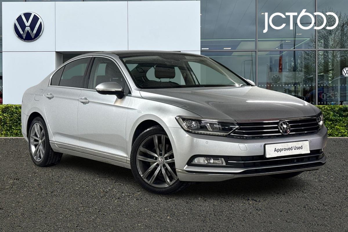 Main listing image - Volkswagen Passat