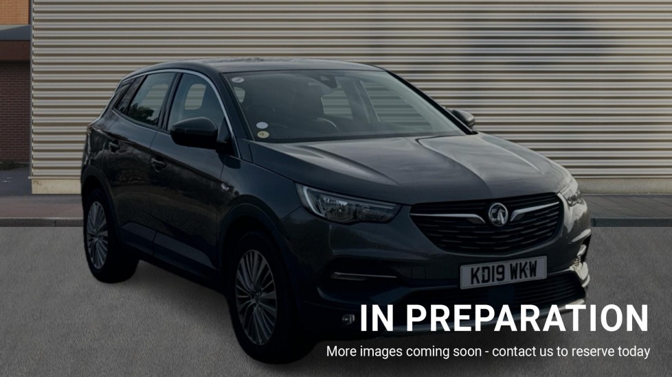 Main listing image - Vauxhall Grandland X