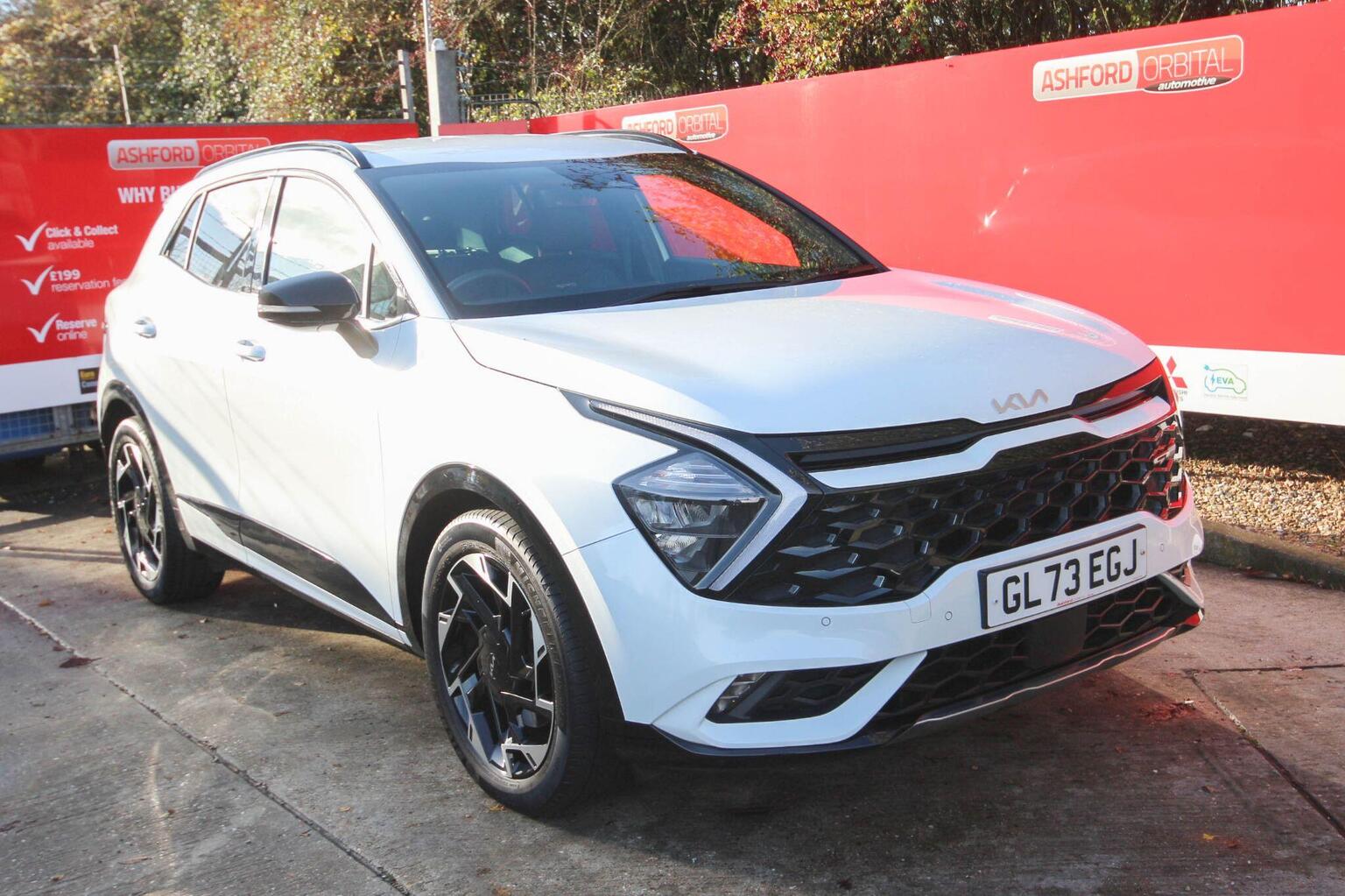 Main listing image - Kia Sportage