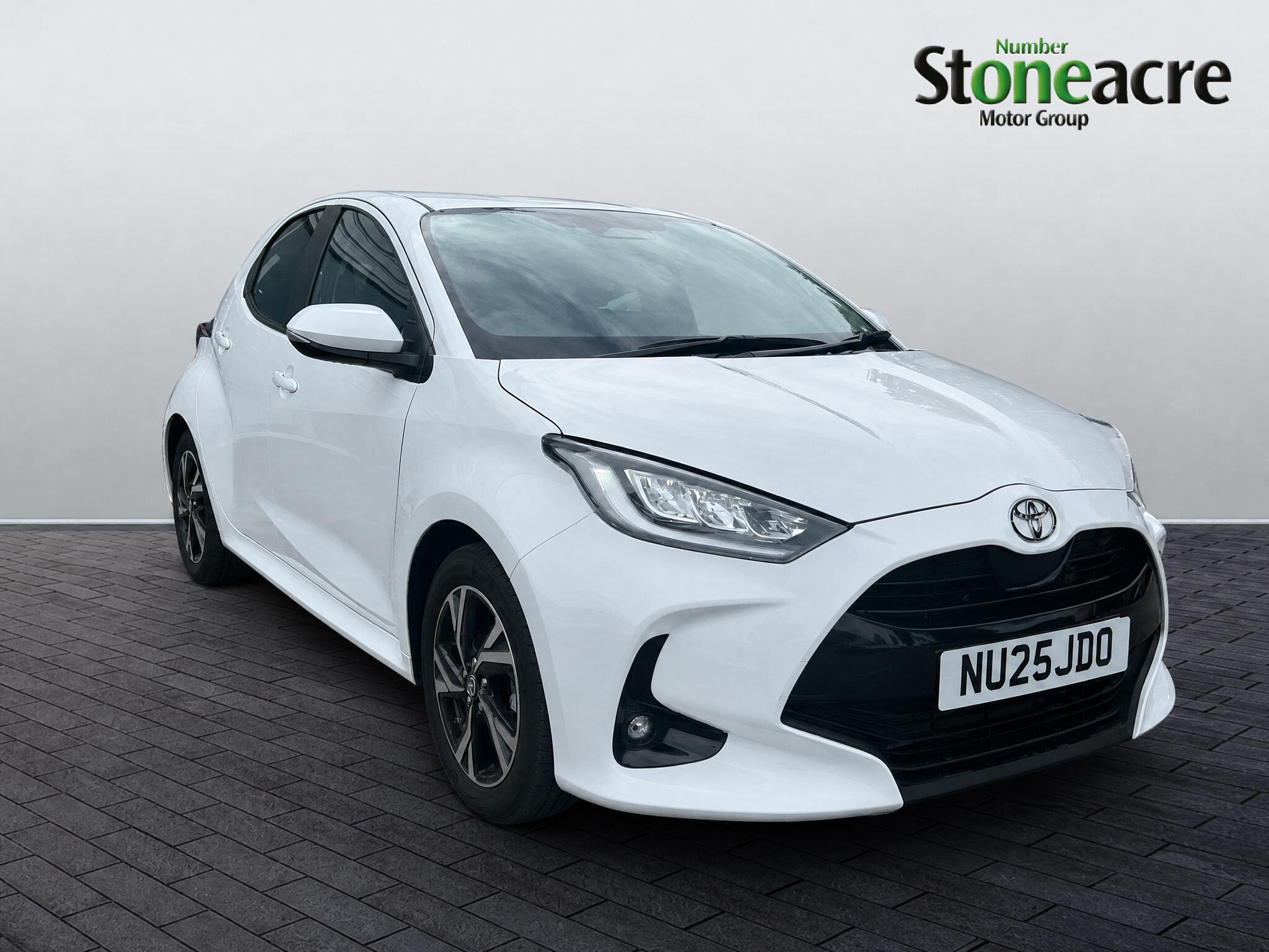 Main listing image - Toyota Yaris