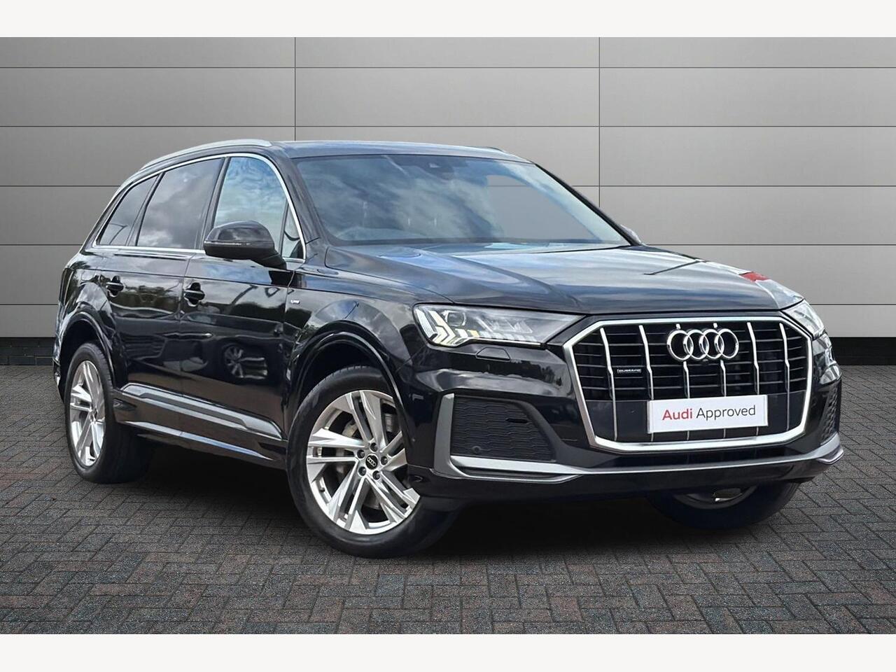 Main listing image - Audi Q7