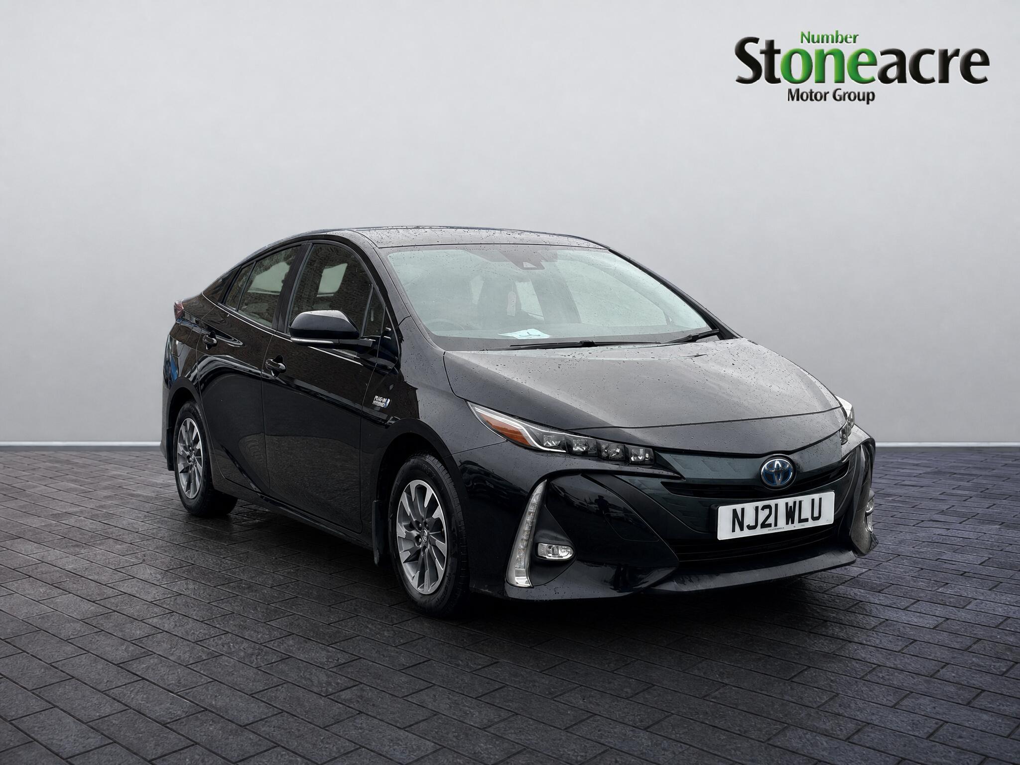Main listing image - Toyota Prius