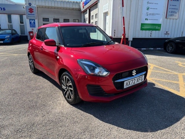 Main listing image - Suzuki Swift