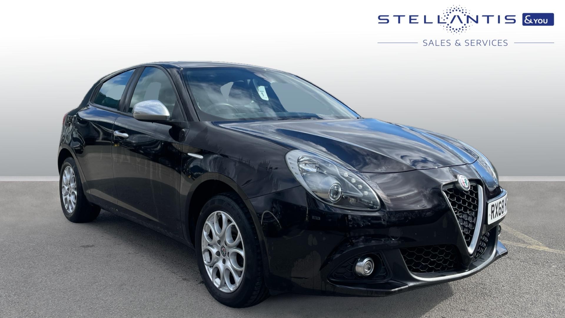 Main listing image - Alfa Romeo Giulietta