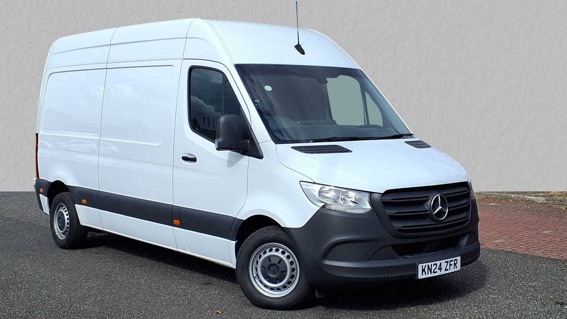 Main listing image - Mercedes-Benz Sprinter