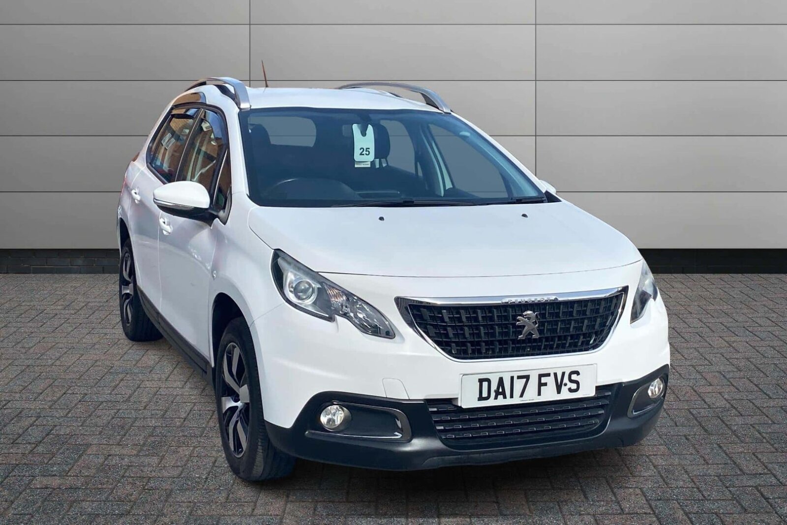 Main listing image - Peugeot 2008