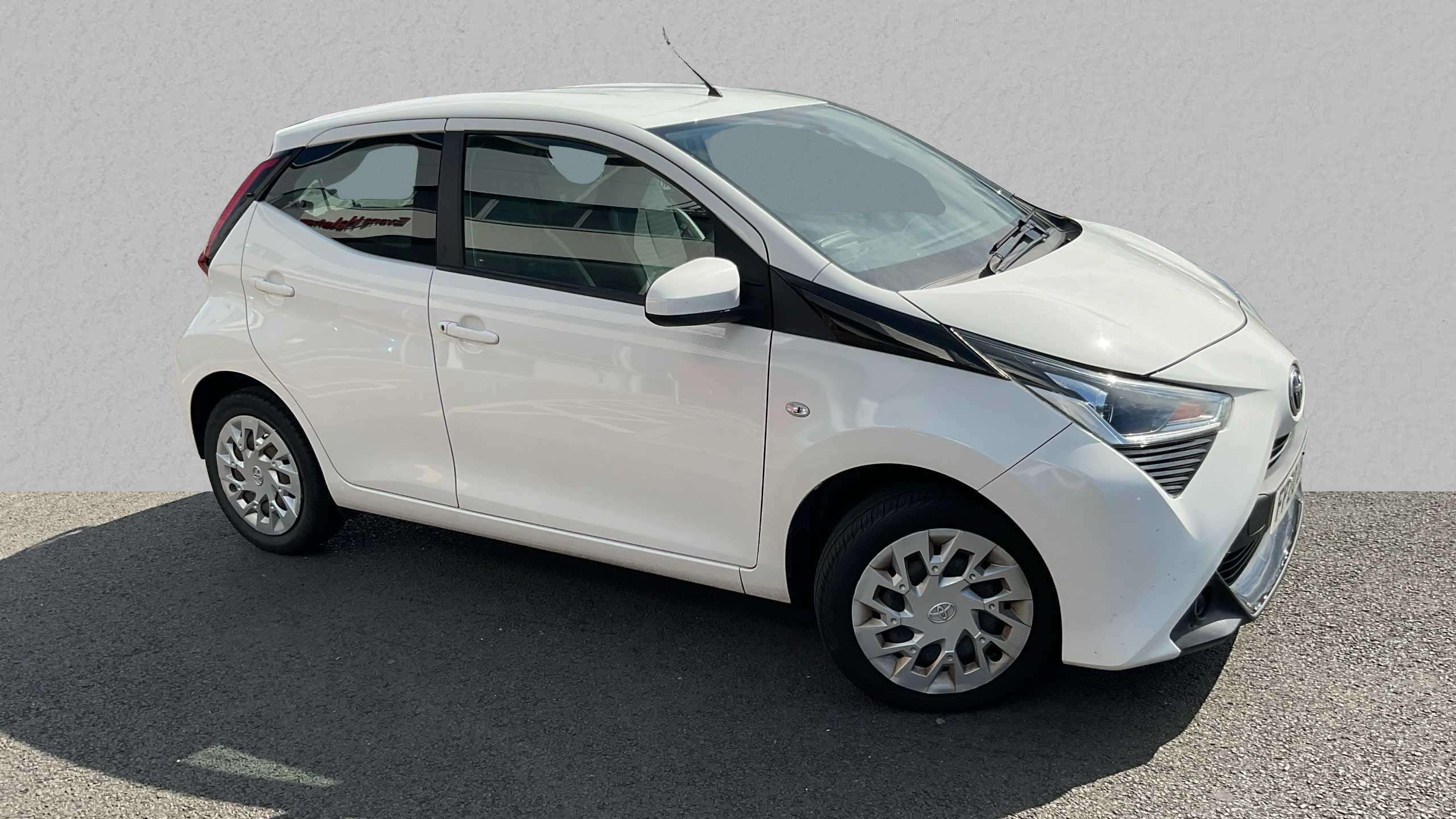 Main listing image - Toyota Aygo