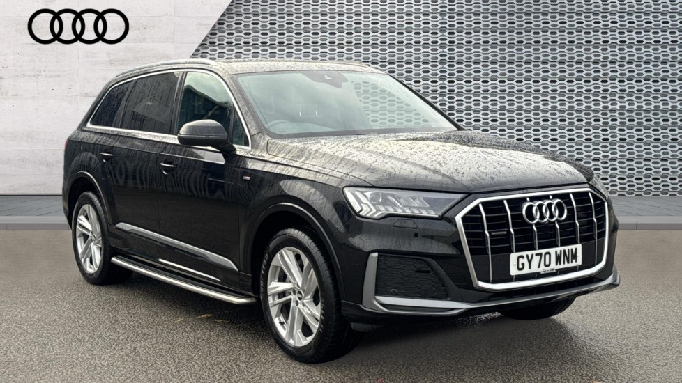 Main listing image - Audi Q7