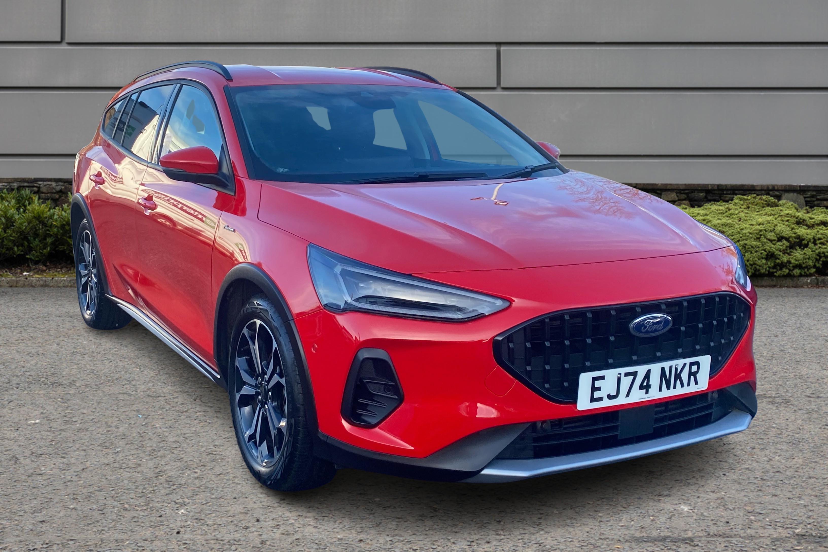 Main listing image - Ford Focus Active