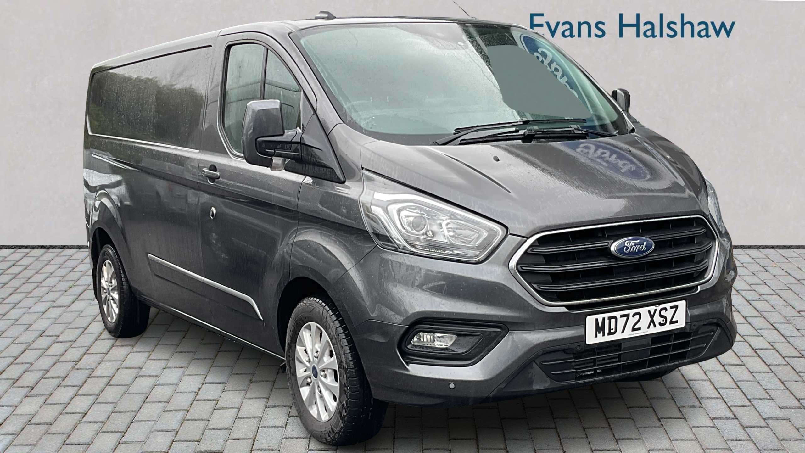 Main listing image - Ford Transit Custom