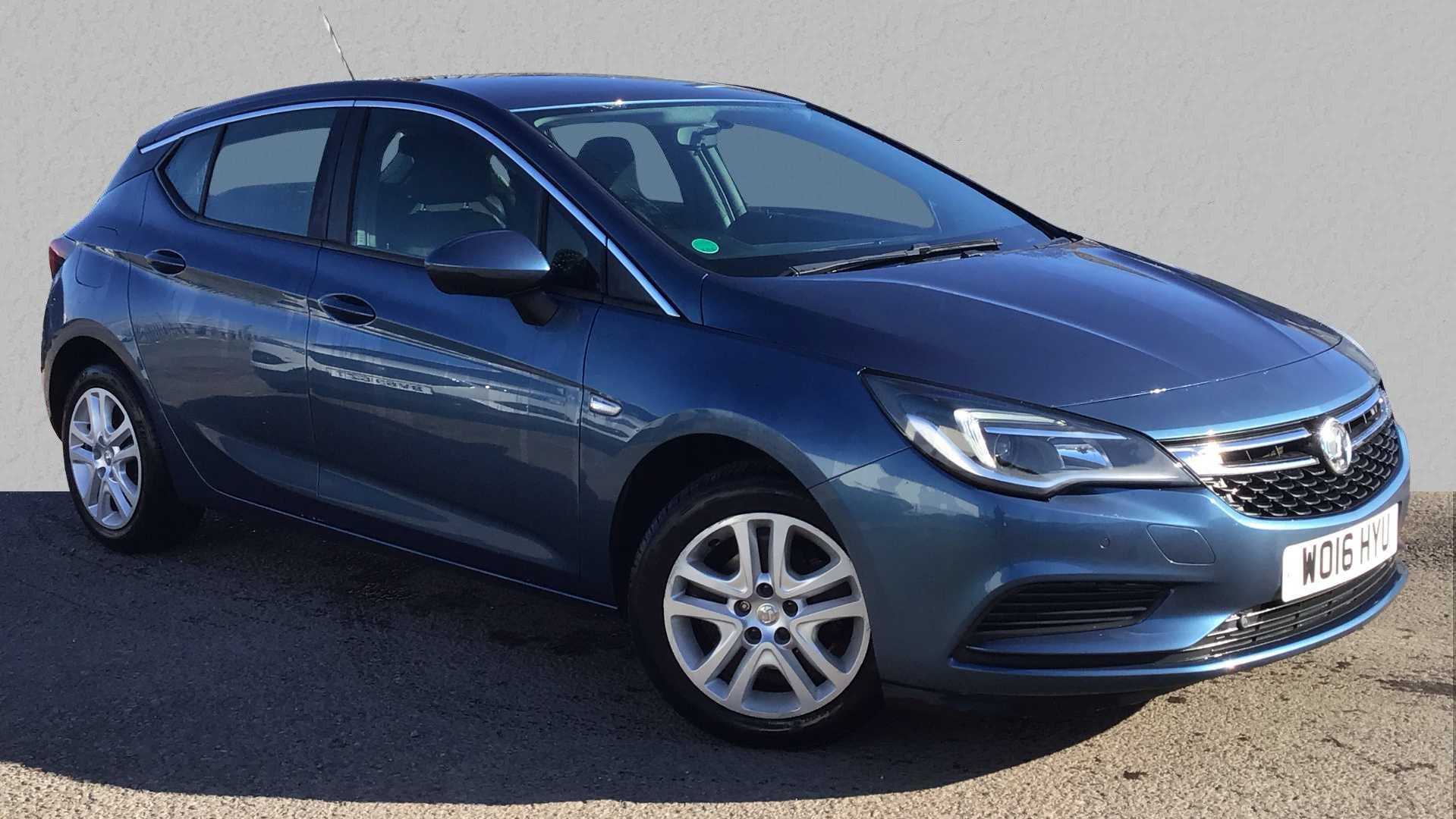 Main listing image - Vauxhall Astra