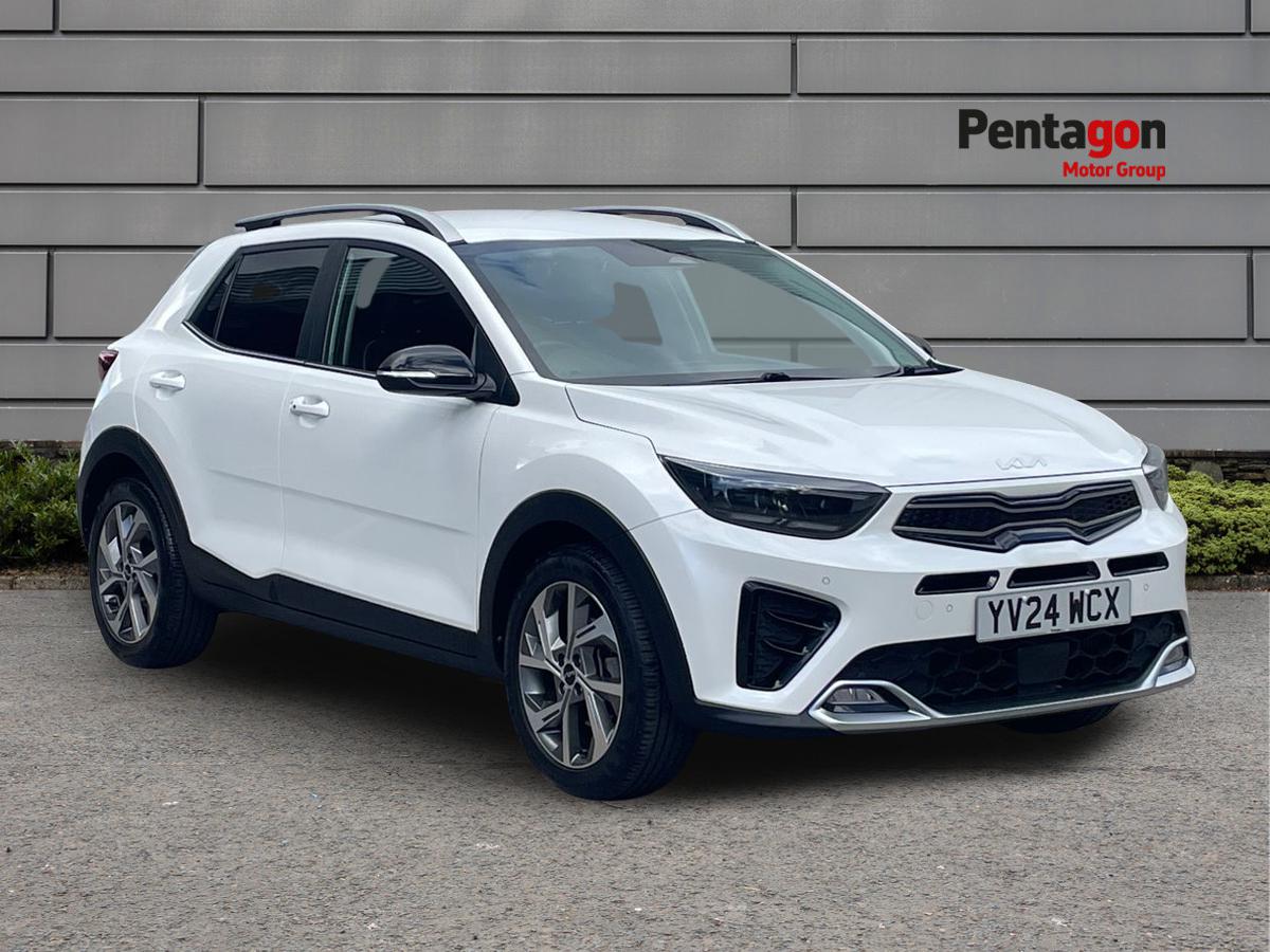 Main listing image - Kia Stonic