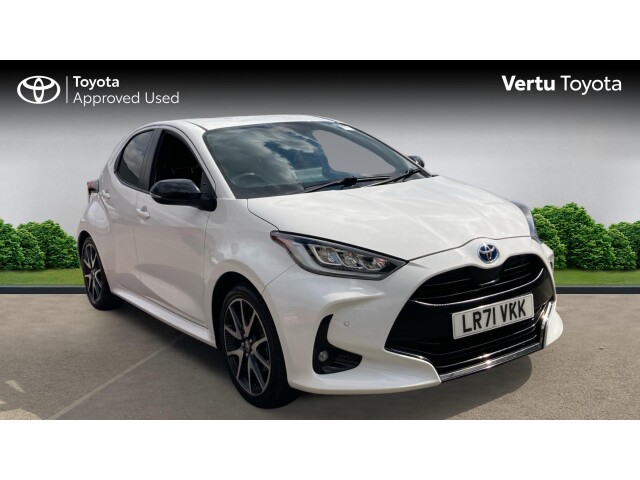 Main listing image - Toyota Yaris