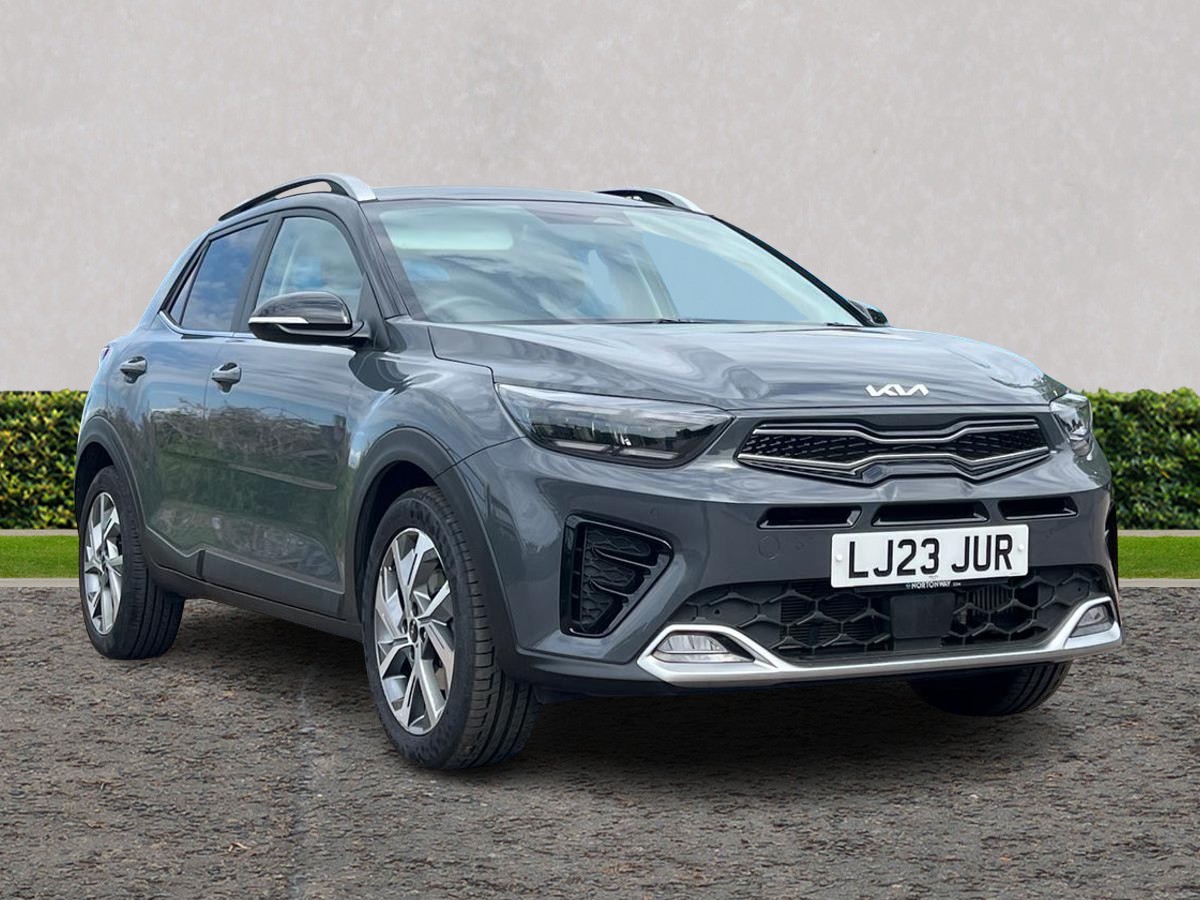 Main listing image - Kia Stonic