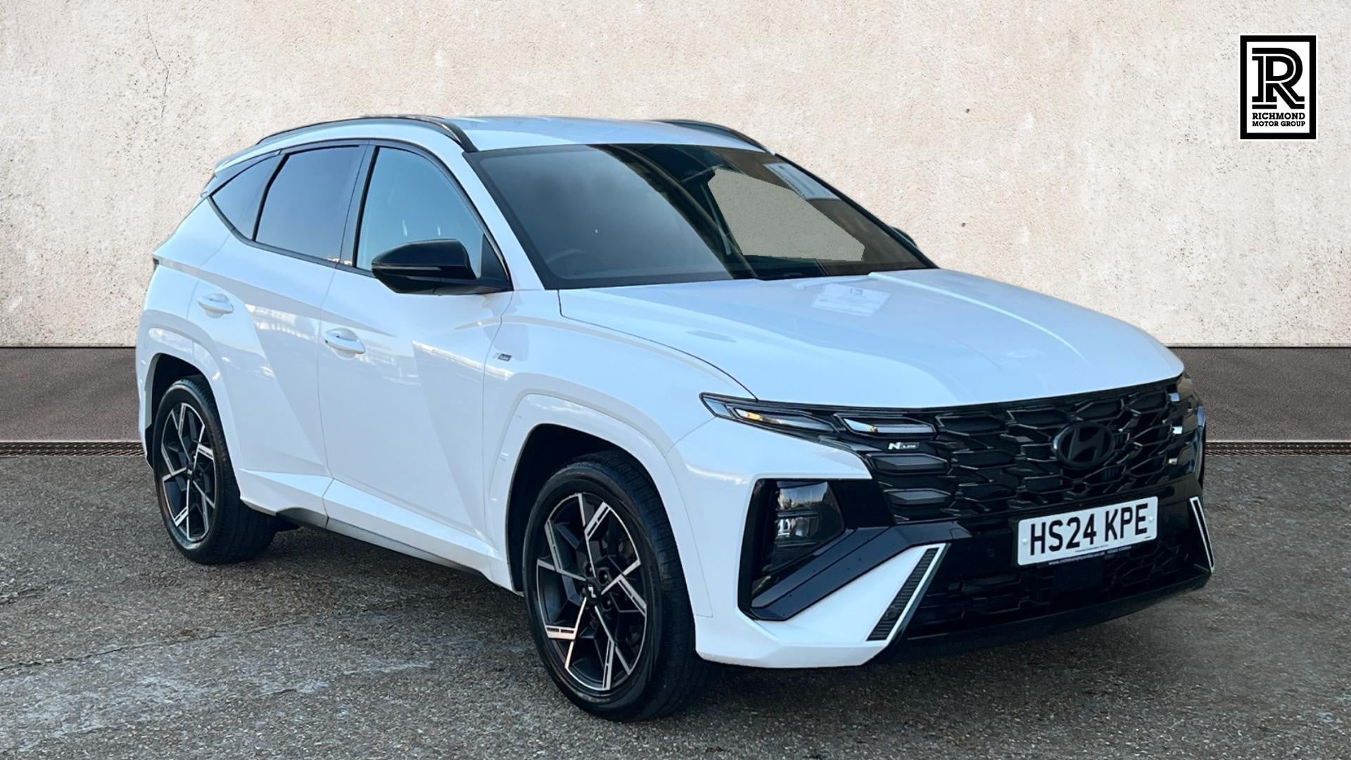 Main listing image - Hyundai Tucson