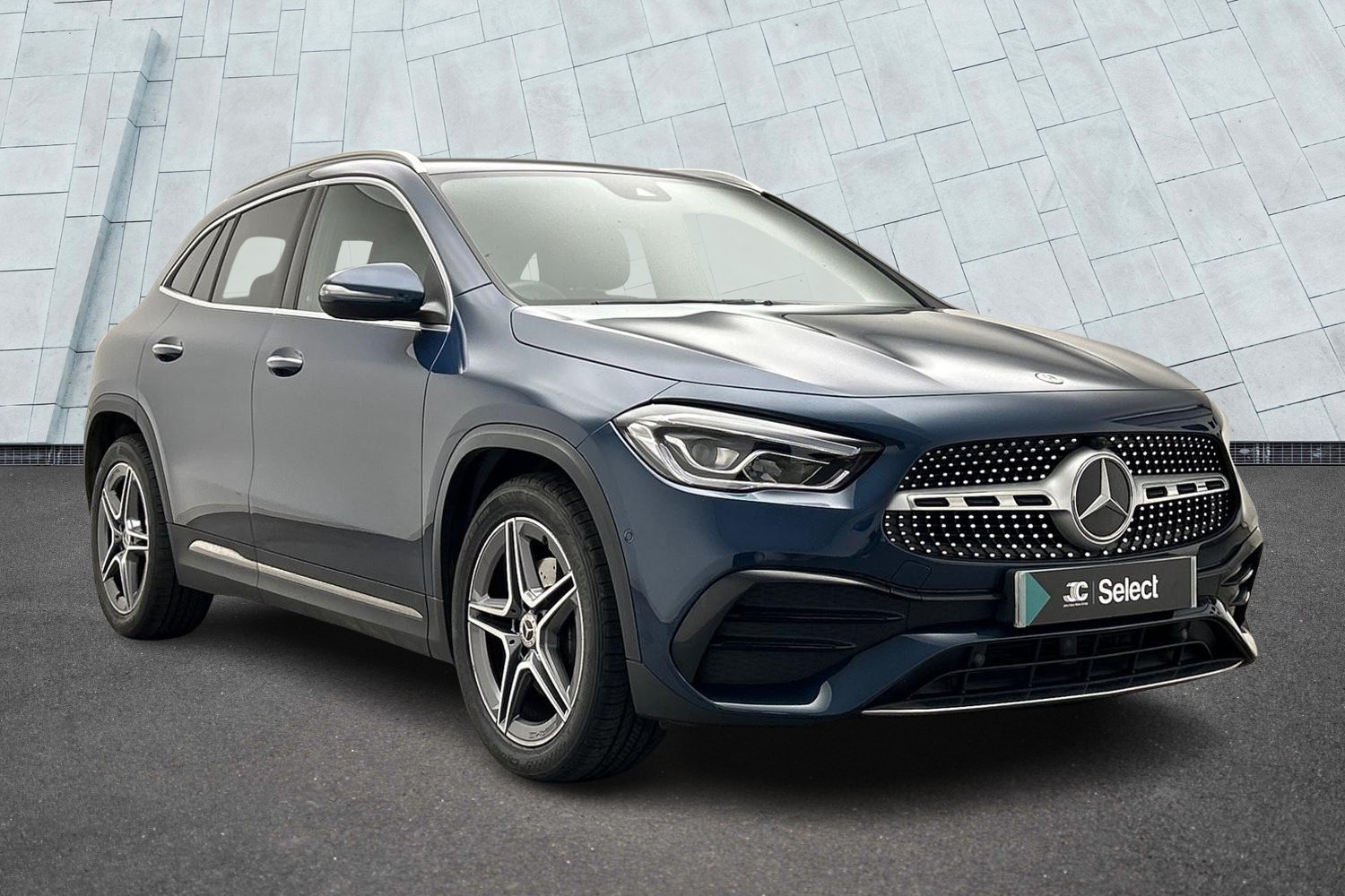Main listing image - Mercedes-Benz GLA