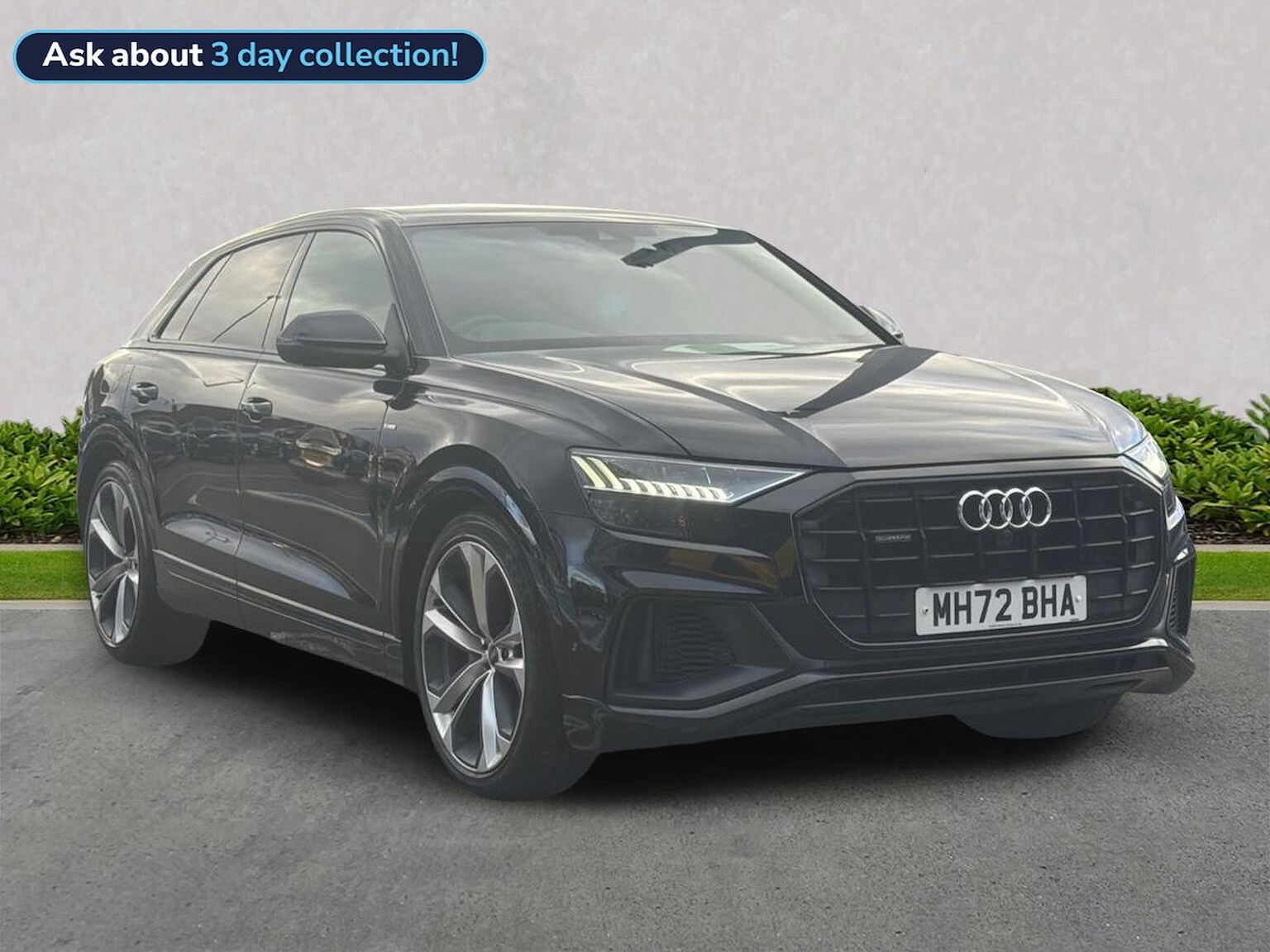 Main listing image - Audi Q8
