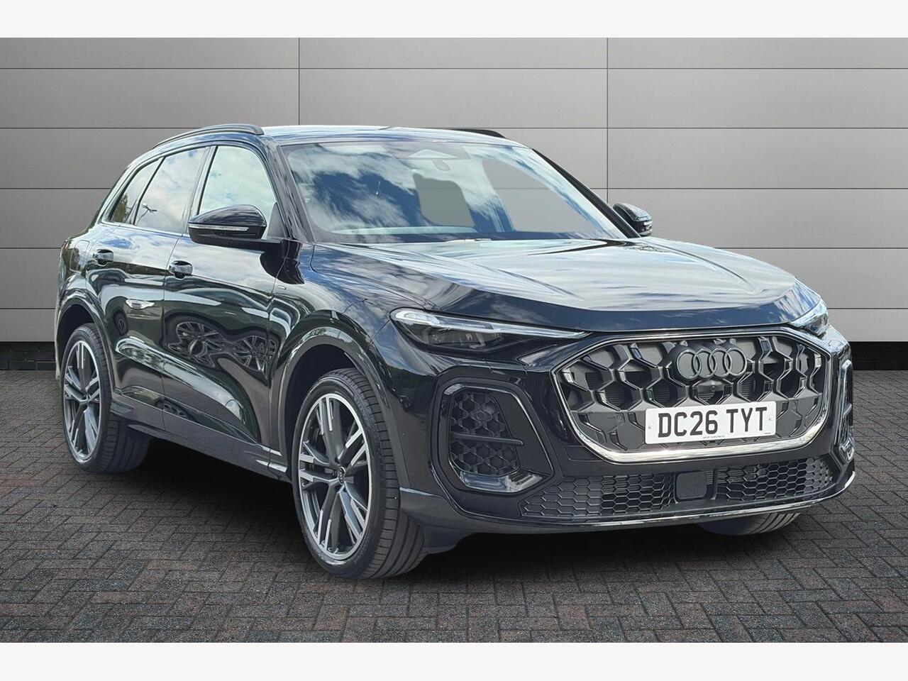 Main listing image - Audi Q5