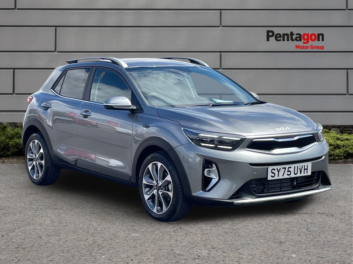 Main listing image - Kia Stonic