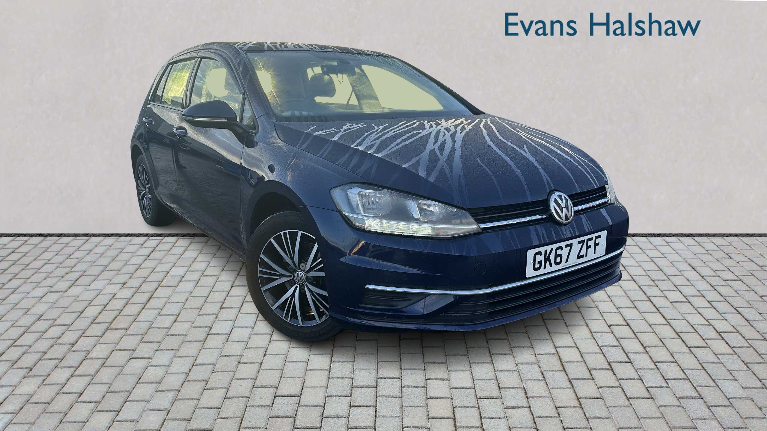 Main listing image - Volkswagen Golf