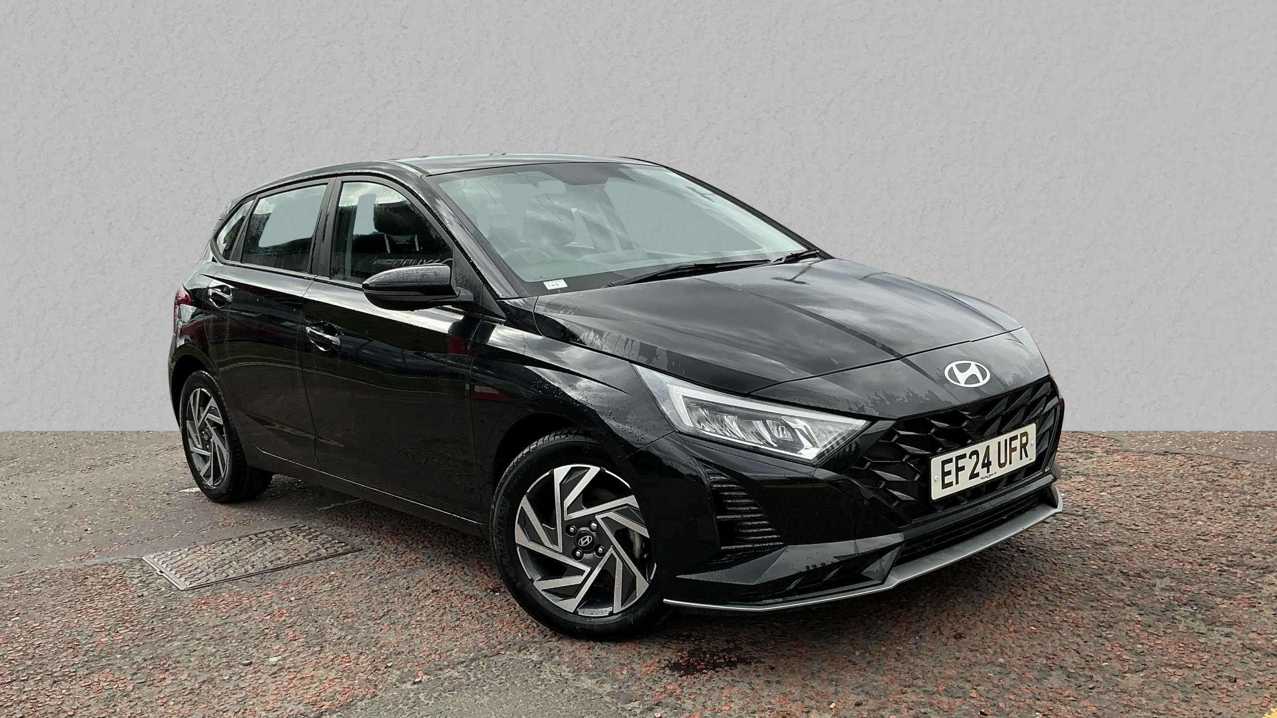 Main listing image - Hyundai i20