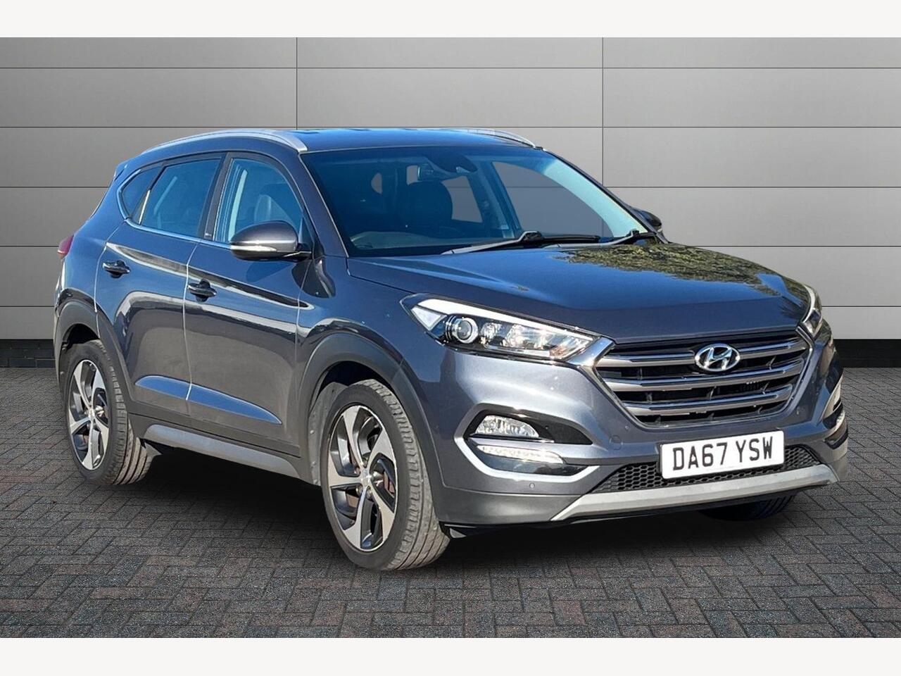 Main listing image - Hyundai Tucson
