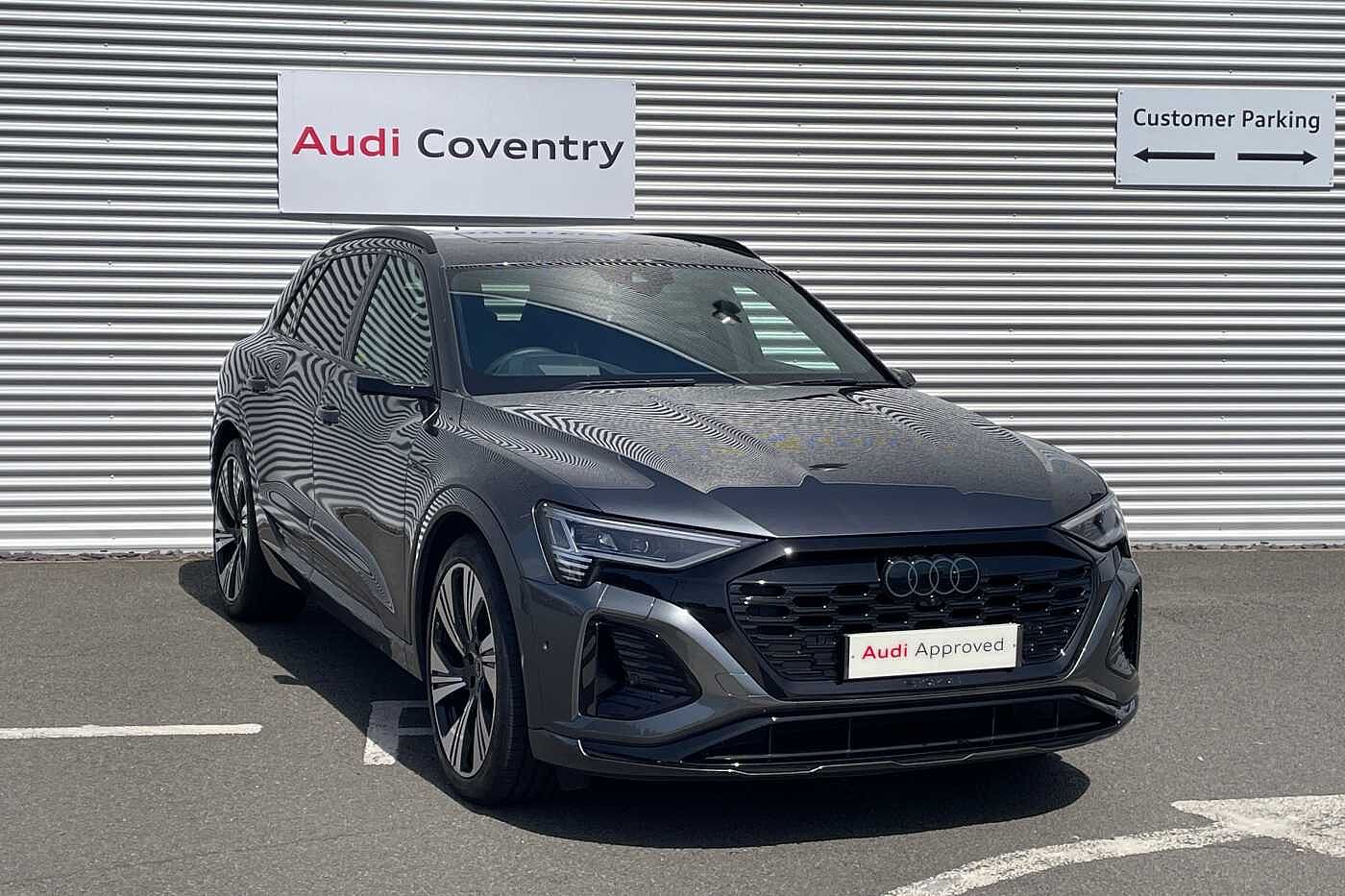 Main listing image - Audi Q8 e-tron