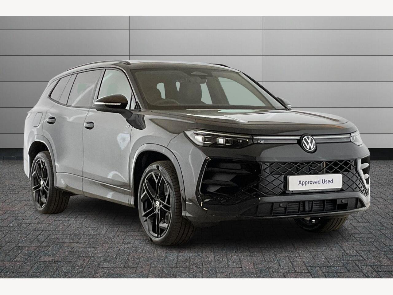 Main listing image - Volkswagen Tayron