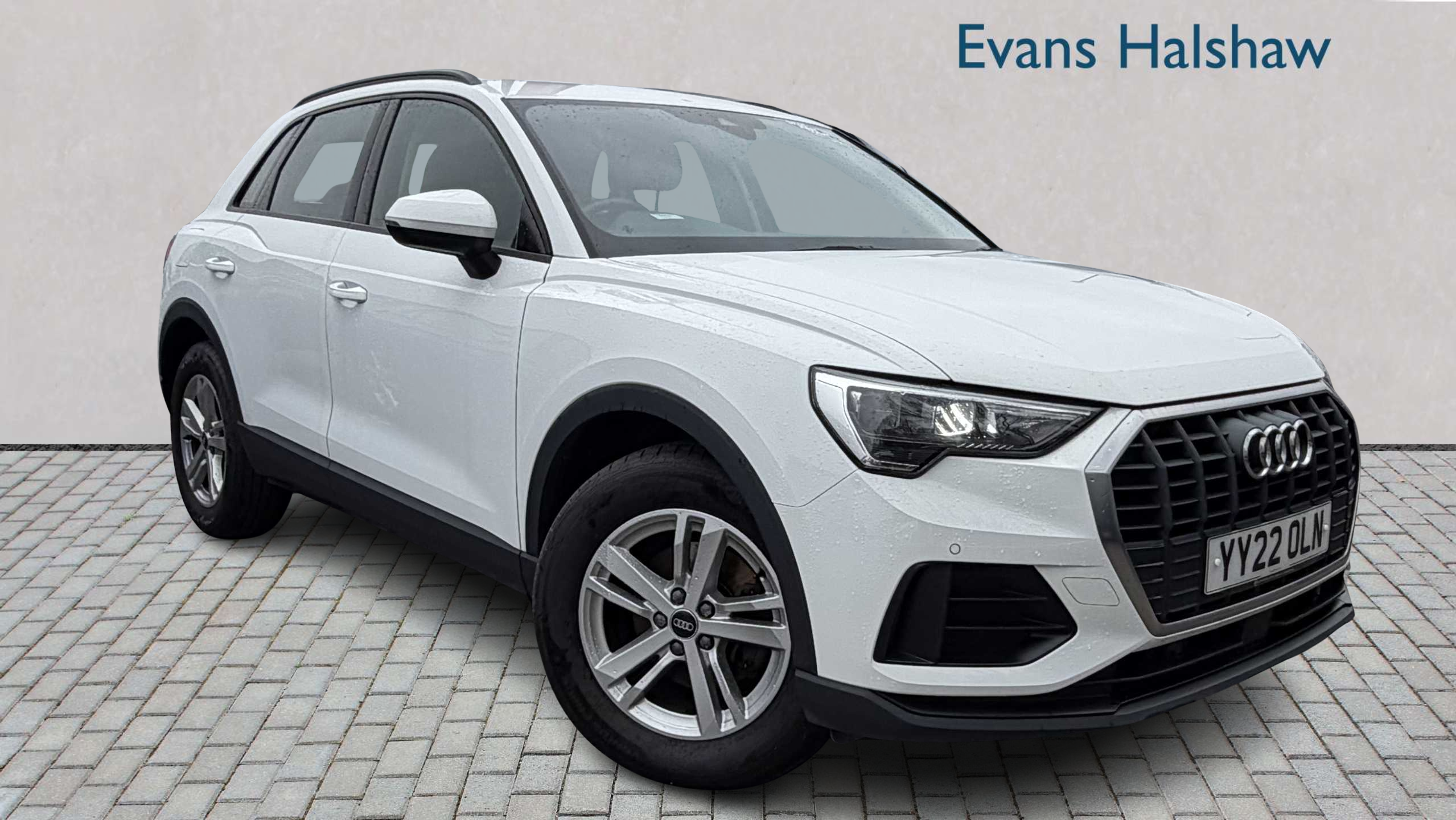 Main listing image - Audi Q3