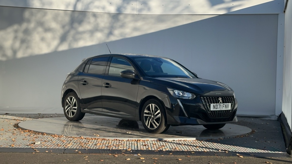 Main listing image - Peugeot 208