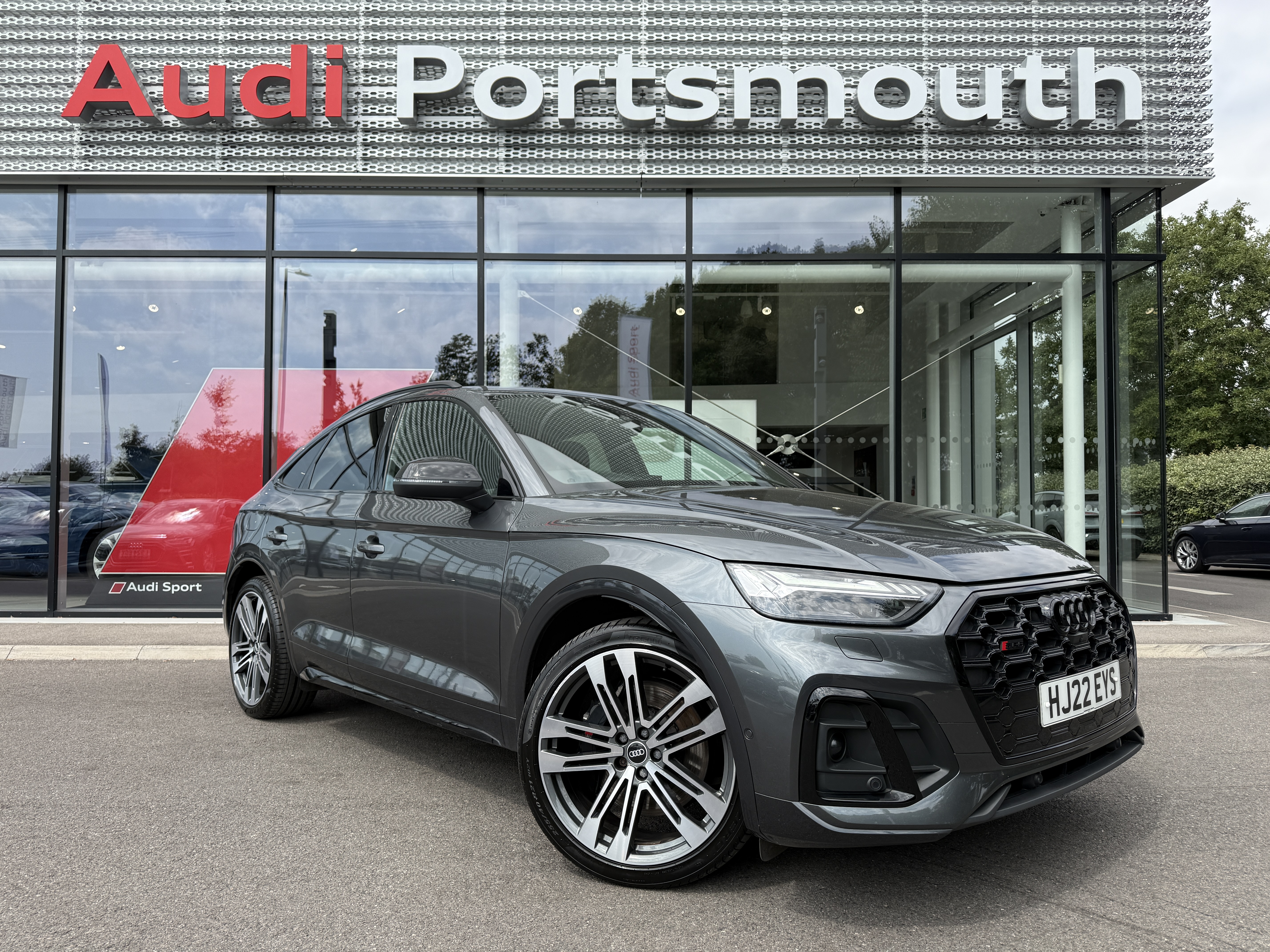 Main listing image - Audi Q5