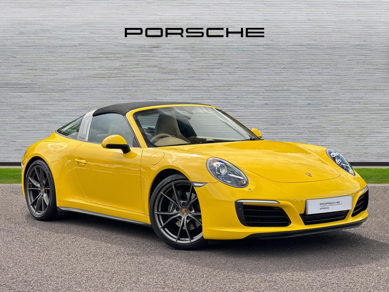 Main listing image - Porsche 911