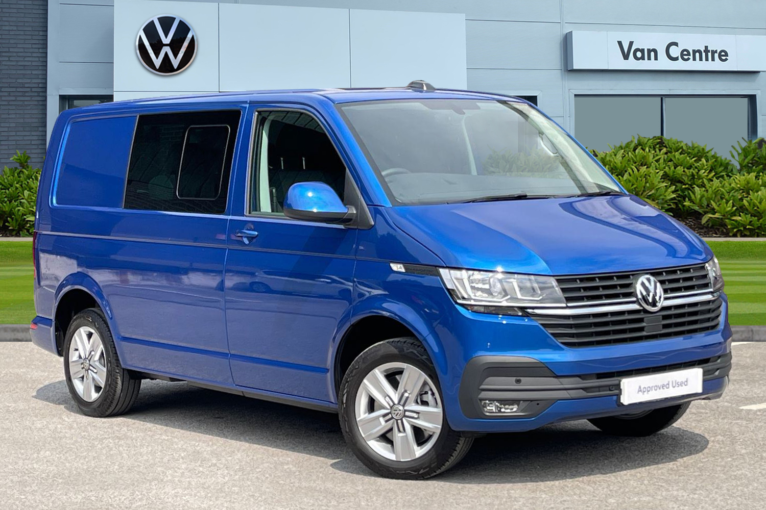 Main listing image - Volkswagen Transporter