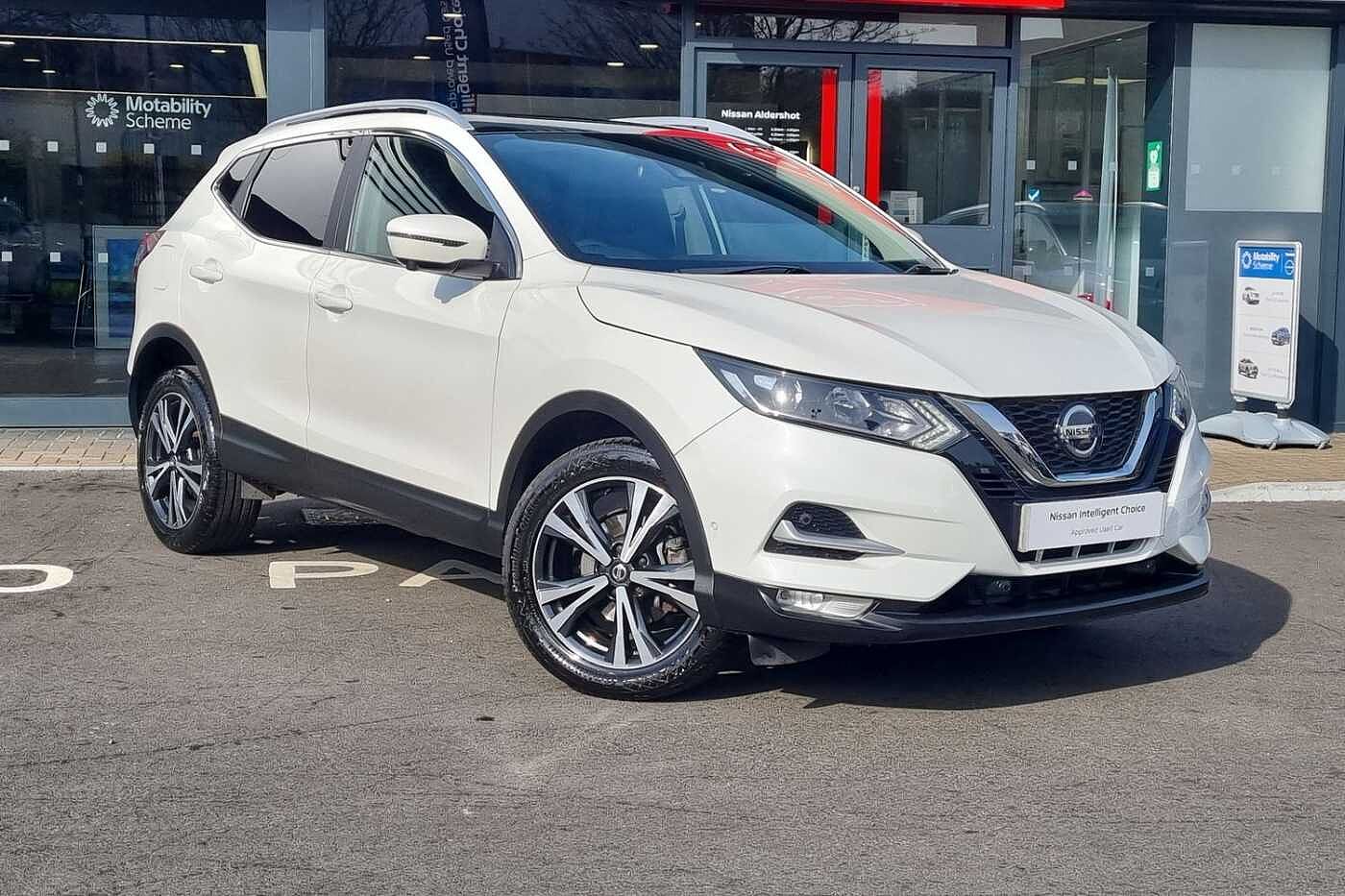 Main listing image - Nissan Qashqai